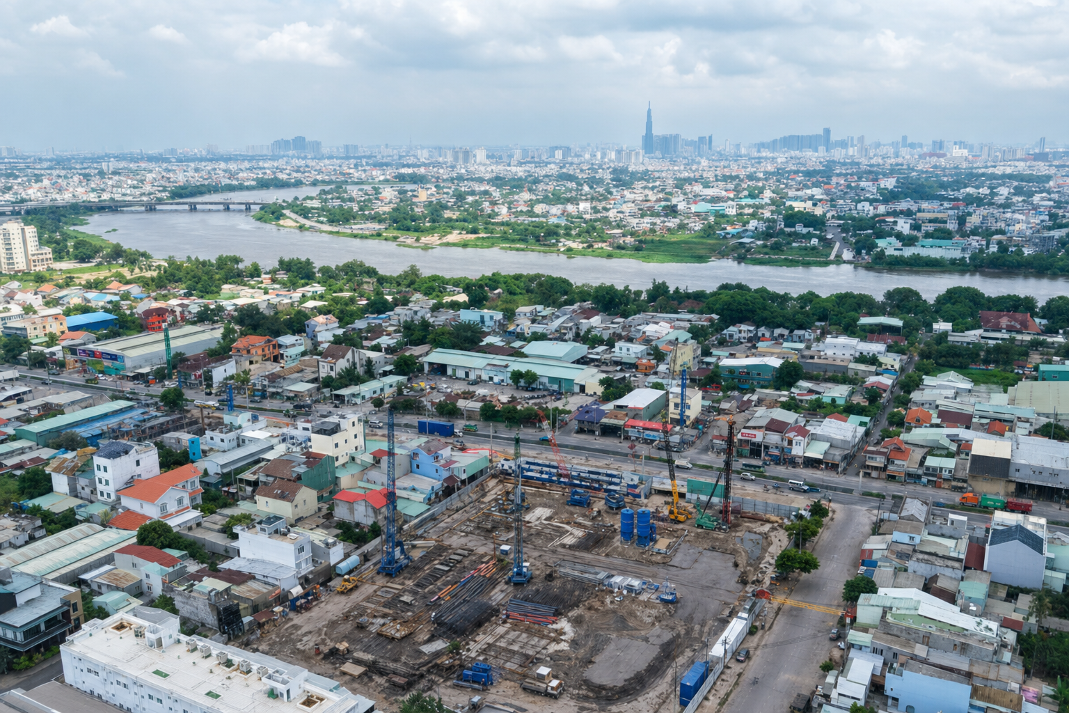 The Emerald Boulevard — cong-truong